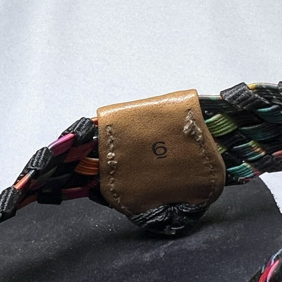 Yellow Box Oria Blue Multi Color Stripe Flip Flops Women's Size 6 - Picture 4 of 7